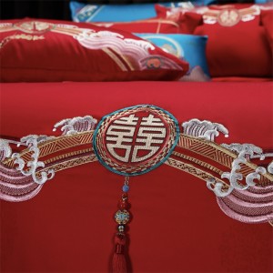 Jacquard Wedding Pillow Sham Long-staple Cotton Quilt Cover Embroidery Coverlets Red Festive Bedding Set