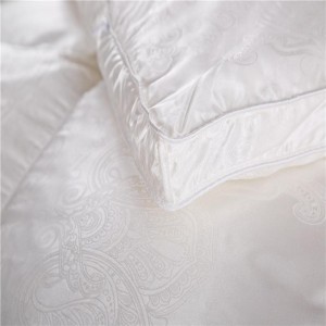 White Pillow Cases Solid Color Bed Linen 4pcs Quilt Cover Silk Bedding Set