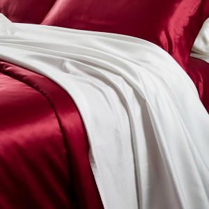 Red Pillow Cases Solid Color Bed Linen 4pcs Quilt Cover Silk Bedding Set