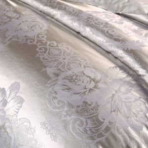 White Polyester Fitted Sheet Jacquard Pillow Cases Breathable Duvet Cover Supple Lace Bedding Set