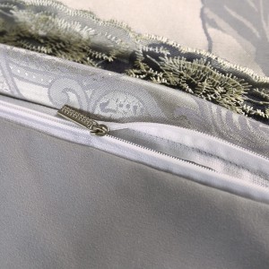 White Polyester Fitted Sheet Jacquard Pillow Cases Breathable Duvet Cover Supple Lace Bedding Set