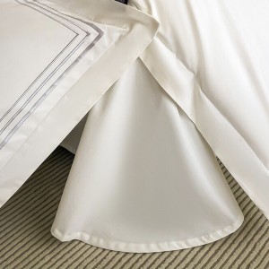 Pure Cotton Pillowcases Embroidery Coverlets White Fitted Sheet Skin-friendly Bedding Set