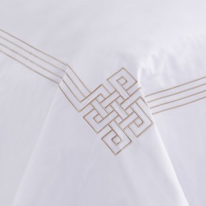 Cotton Quilt Cover Embroidered Pillow Cases White Flat Sheets Luxury Hotel Bedding Set