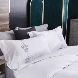 White Cotton Quilt Cover Embroidered Pillow Cases High Grade BedSheets Luxury Hotel Bedding Set