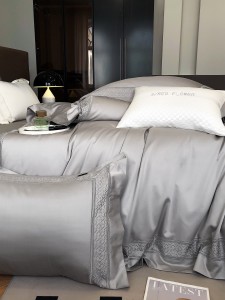 Customized 100s cotton bed sheet grey solid color bedding set supplier