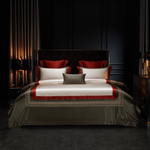 High class red silk and 100s long-staple cotton embroidery bedding set