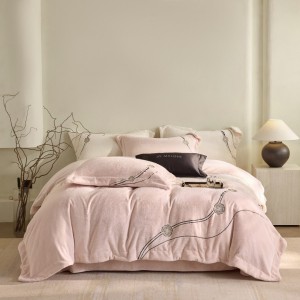 Winter high gram weight velvet 4 pcs white embroidery duvet cover premium bedding set