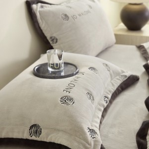 High quality fleece 4pcs home textiles grey embroidery duvet cover bedding set supplier