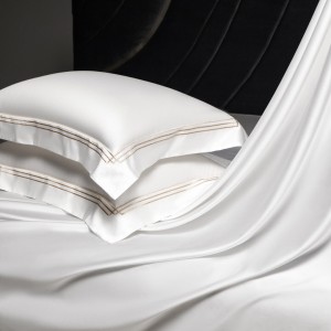 Luxury 100% cotton home textiles white 4 pcs bed sheet embroidery bedding set supplier