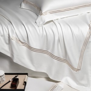 Luxury 100% cotton home textiles white 4 pcs bed sheet embroidery bedding set supplier