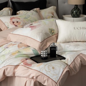 Customized 4 pcs digital printing duvet cover pink cotton patchwork bedding set