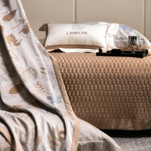 Tencel and long-staple cotton yarn-dyed jacquard brown quilted bedspread comforter cover bedding set