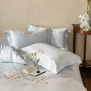 High class custom blue bed sheet embroidery bed flat sheet 4 pcs bedding set