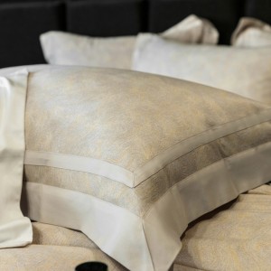 High grade brown 4 pcs home textiles jacquard bed sheet velvet bedding set