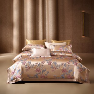 Gold high end yarn-dyed jacquard mulberry silk bed cover flat sheet 4 pcs bedding set