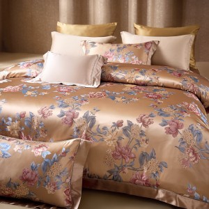 Gold high end yarn-dyed jacquard mulberry silk bed cover flat sheet 4 pcs bedding set