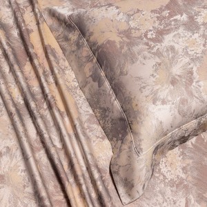 High-grade pink yarn-dyed jacquard Tencel Australian cotton skin-friendly four-piece bedding set