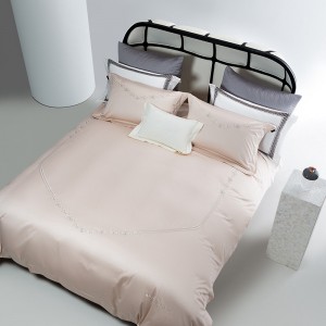 Luxury home textile 100S long-staple cotton high end embroidery breathable pink 4 pieces bedding set