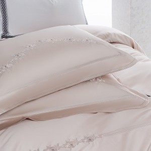 Luxury home textile 100S long-staple cotton high end embroidery breathable pink 4 pieces bedding set