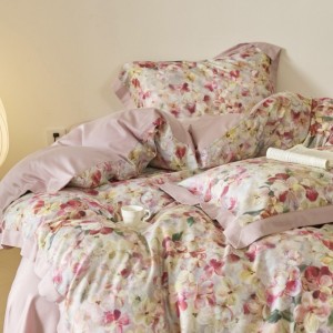 Light luxury pink floral digital printing wide edge patchwork quilt cover bedding set