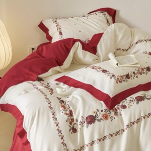 Pure cotton high-grade red exquisite French digital printing four-piece bedding set