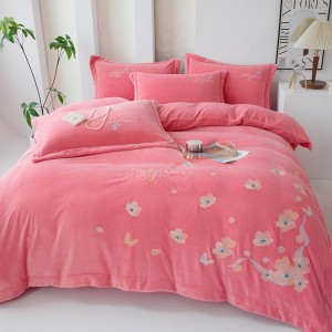 Red Quilt Cover Milk Fleece Pillowcases Embroidered Bed Sheets Bedding Set