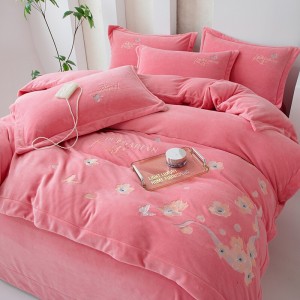 Red Quilt Cover Milk Fleece Pillowcases Embroidered Bed Sheets Bedding Set