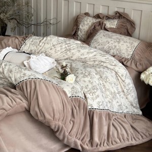 Premium quality 230gsm milk velvet home textiles white lace duvet cover bedding set wholesaler