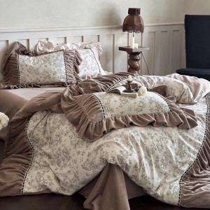 Premium quality 230gsm milk velvet home textiles white lace duvet cover bedding set wholesaler