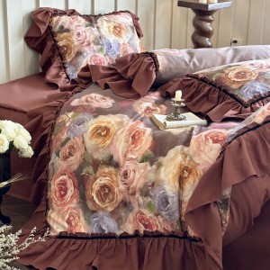 Luxury lace home textiles red printing duvet cover high quality bed sheet bedding set supplier