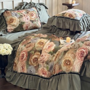 Luxury lace home textiles red printing duvet cover high quality bed sheet bedding set supplier