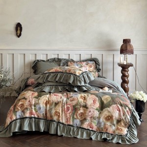 Luxury lace home textiles red printing duvet cover high quality bed sheet bedding set supplier