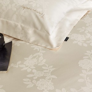 Creamy white 100S long-staple cotton high class jacquard embroidery luxury bedding set