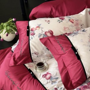 500TC cotton home textiles satin bed sheet digital printing duvet cover red 4 pcs bedding set supplier