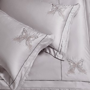 Purple 100% Cotton four pieces embroidery duvet cover bed sheet light luxury bedding set