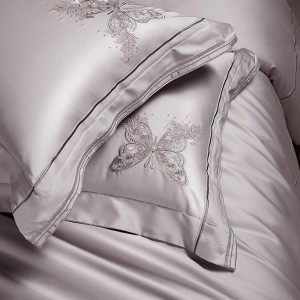 Purple 100% Cotton four pieces embroidery duvet cover bed sheet light luxury bedding set