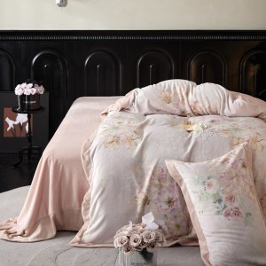 Hot sale autumn and winter 240g milk velvet Korean style floral digital printing anti-static corner pink bedding set