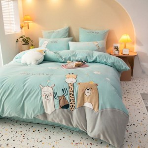 Wholesale Duvet Cover Baby Fleece King Size Bed Sheet  Brown Embroidered Pillowcase Kids′ Bedding Set