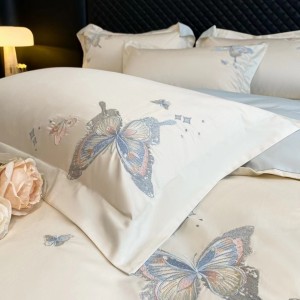 Embroidered Butterfly Elegant White 80s Xinjiang Cotton Bedding Set