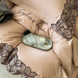 100s Australian cotton pink and white Milanese high-end embroidery high-grade skin-friendly bedding. set