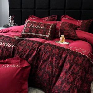 100s long-staple cotton wine red printed rose black and gold floral bedding set