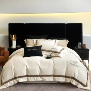 Imported milk velvet embroidery minimalist white gray warm bedding set