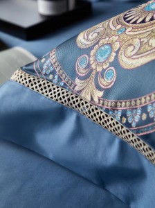 High Grade Cotton Blue Jacquard Luxury Skin-friendly Bedding Set