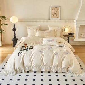 White embroidery cotton elegant skin-friendly elegant Bedding Set