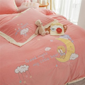 Embroidery Duvet Cover Baby Fleece Bed Sheets High-Quality Pink Kids′ Bedding Set