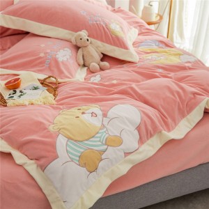 Embroidery Duvet Cover Baby Fleece Bed Sheets High-Quality Pink Kids′ Bedding Set