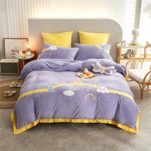 Purple Baby Fleece Pillow Slip Cartoon Flat Sheets Embroidery Quilt Duvet Cover Kids′ Bedding Set