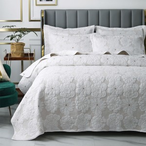 Light Luxury White Quilting 3pcs Pillowcases Embroidered Bedspread